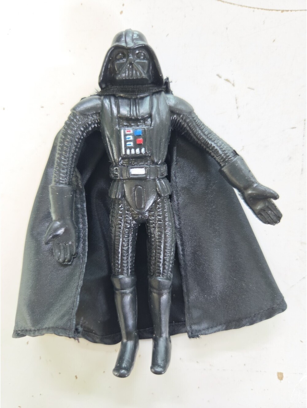 Vintage Star Wars Darth Vader Action Figure with Cape 1993 - 5 Inches Bend Em